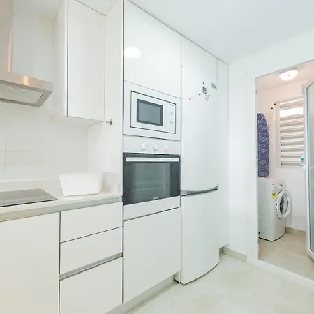 Myflats Luxury Ocean Side Apartment